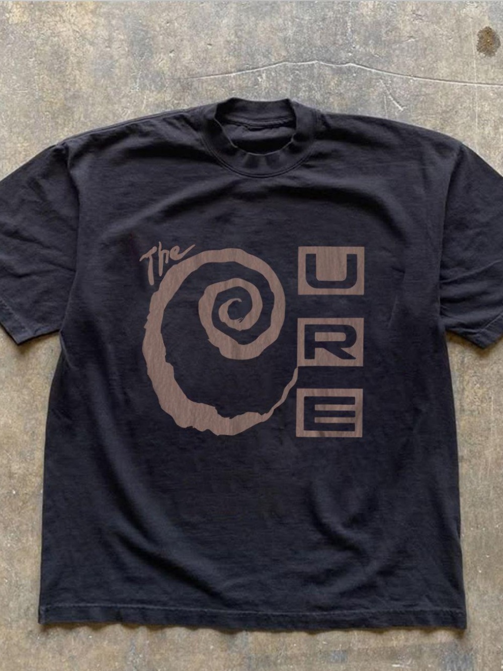 Gildan Black the Spiral the cure band graphic tee